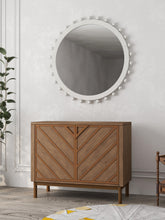 将图片加载到图库查看器,Bassett Mirror Cavett Chest