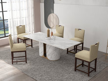 将图片加载到图库查看器,Darby Chair